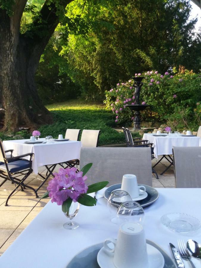Auberge De "L'Hostellerie Le Saint Laurent" - Hotel Restaurant - Institut De "Bien Etre" Et Ses "Appart Hotel" Eksteriør billede
